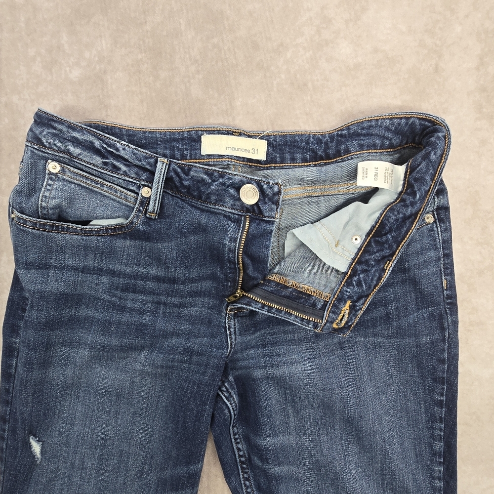 Maurices Raw Hem Distressed Denim Jeans - Picture 4 of 10